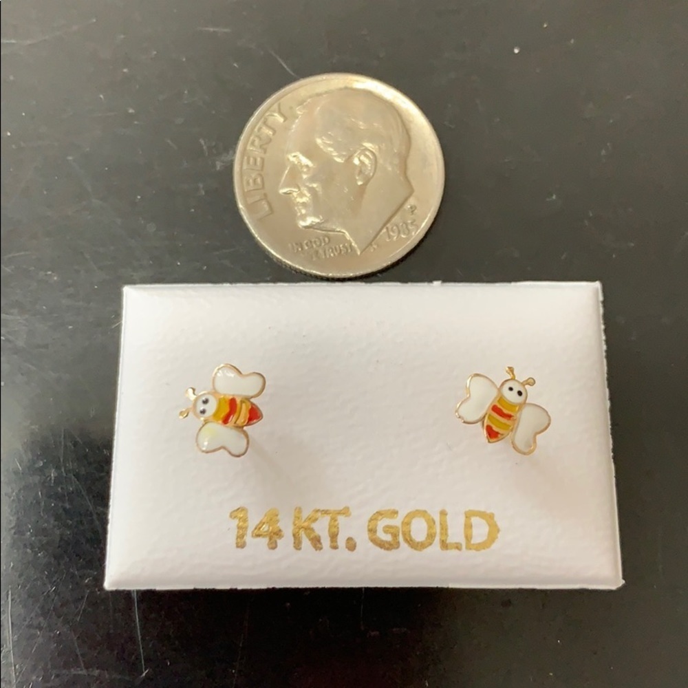 Tiny kids baby 14k Yellow Gold Bee Stud Earrings - Picture 2 of 4